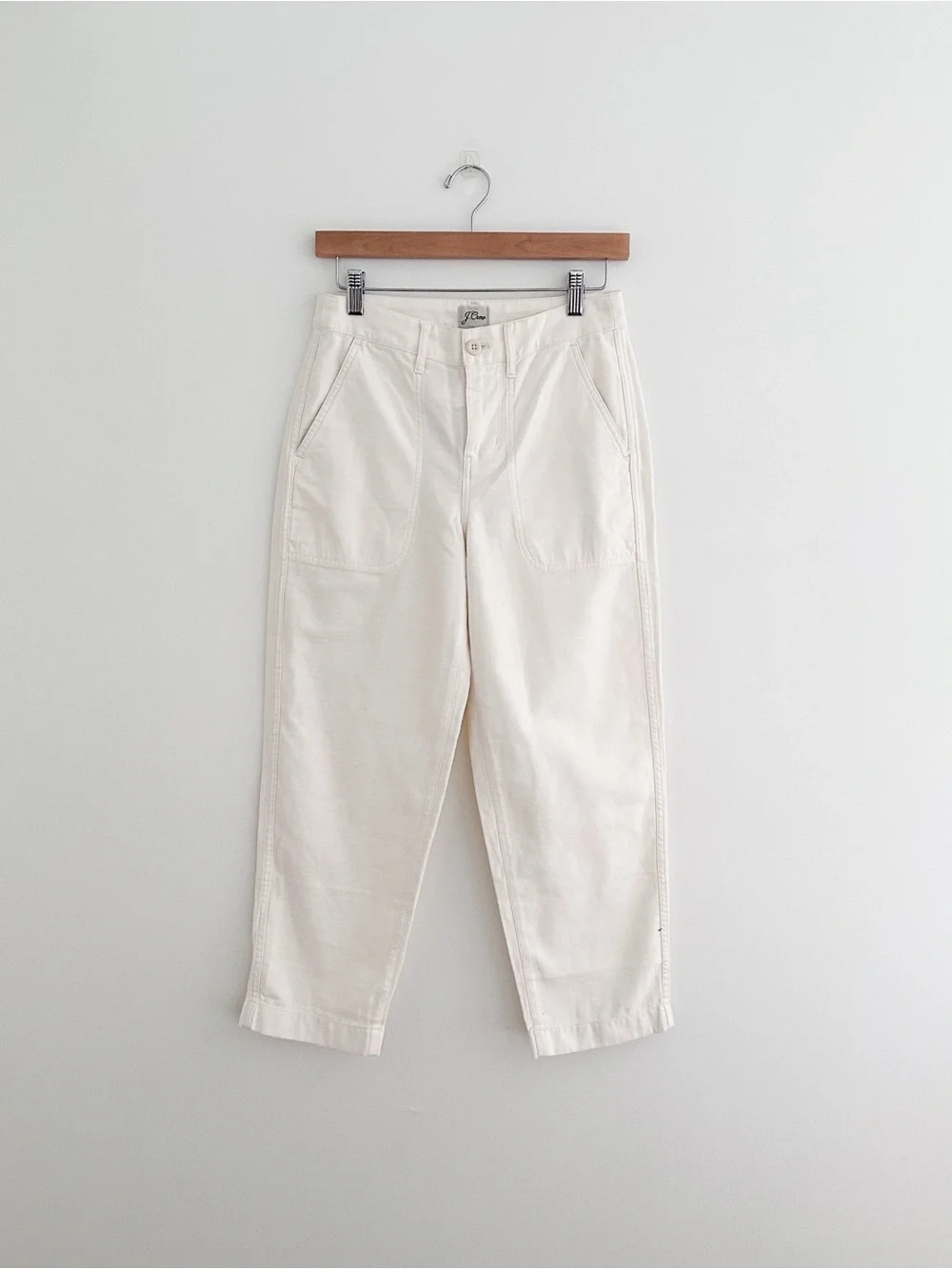 NWT J.Crew Cotton Pant Natural Cream Relaxed Tapered Patch Pockets Size 2 Petite